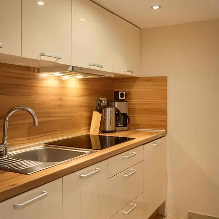 In - Istrien 50056 Apartment Porec